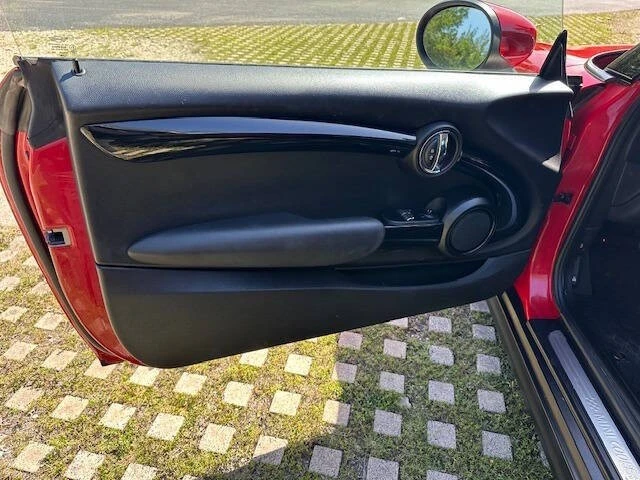 2020 Mini Mini Cooper S 3rd Gen - Image 8 of 21