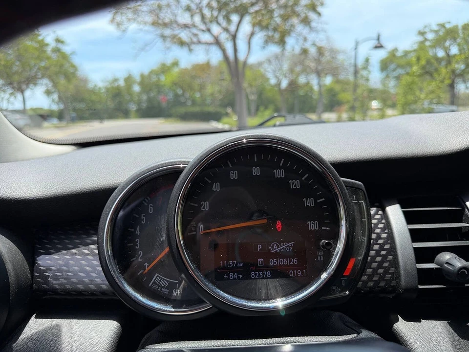 2020 Mini Mini Cooper S 3rd Gen - Image 9 of 31