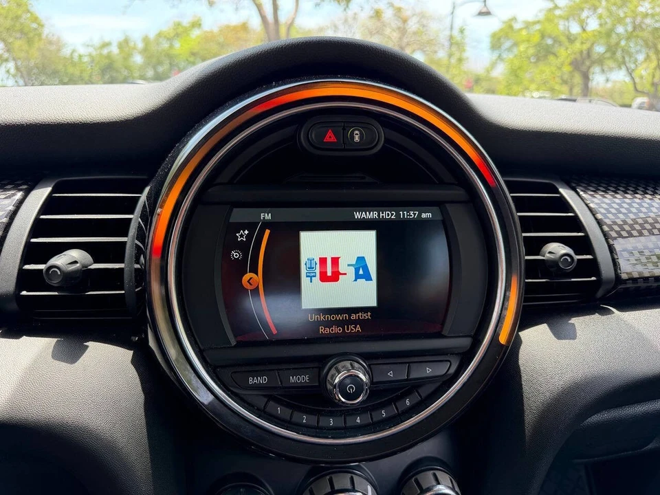 2020 Mini Mini Cooper S 3rd Gen - Image 10 of 31