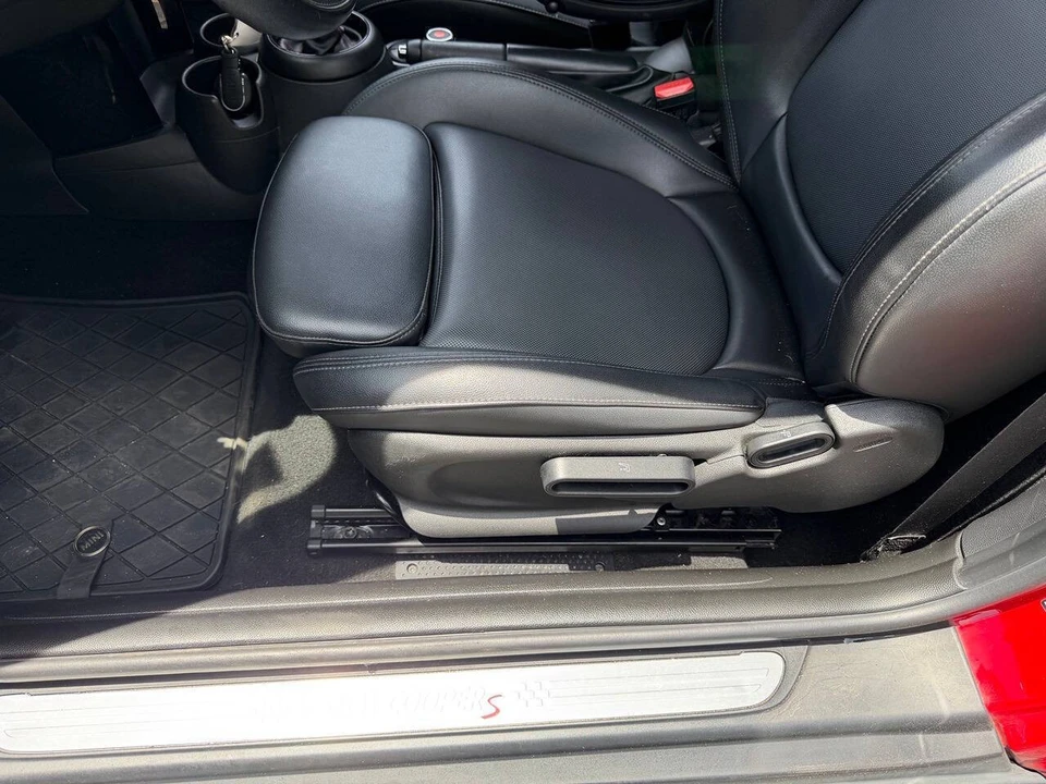 2020 Mini Mini Cooper S 3rd Gen - Image 16 of 31