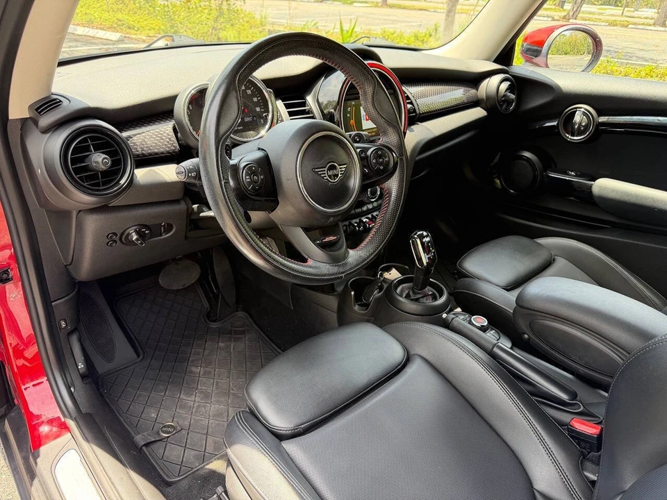 2020 Mini Mini Cooper S 3rd Gen - Image 8 of 31