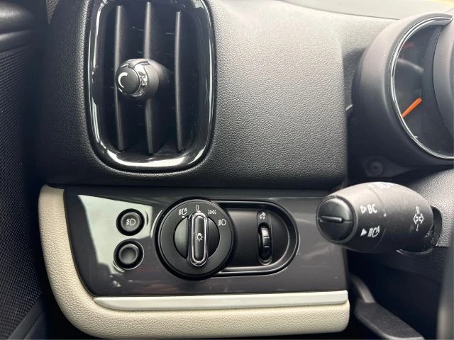 2020 Mini Countryman 2nd Gen - Image 18 of 21