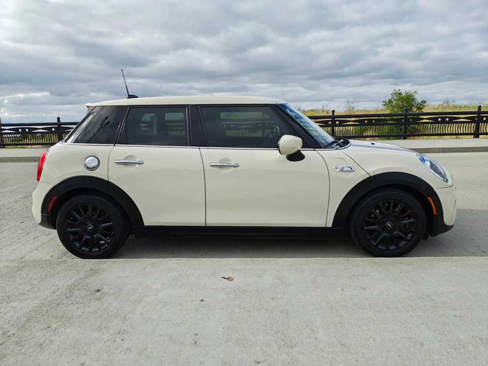 2020 Mini Mini Cooper S 3rd Gen - Image 6 of 20