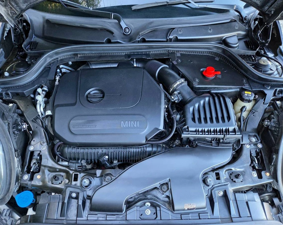 2020 Mini Mini John Cooper Works 3rd Gen - Image 18 of 19