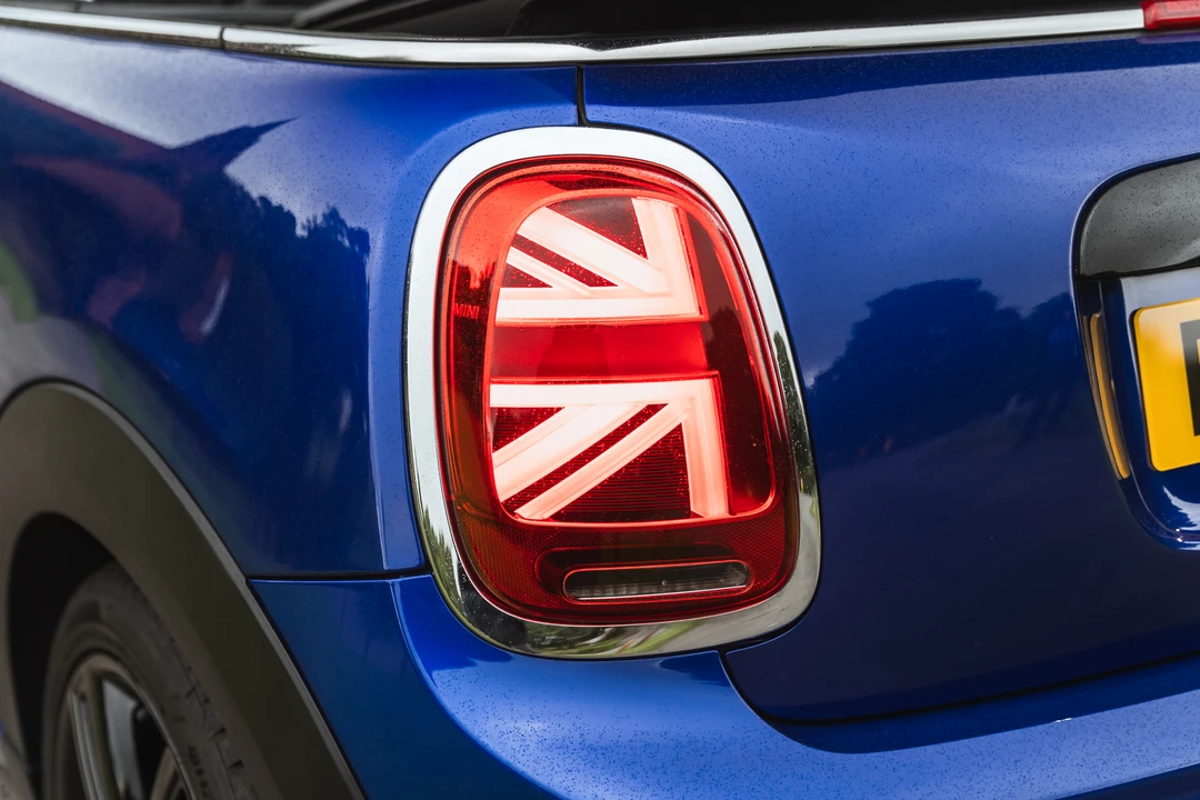 2020 Mini Mini 3rd Gen - Image 24 of 31