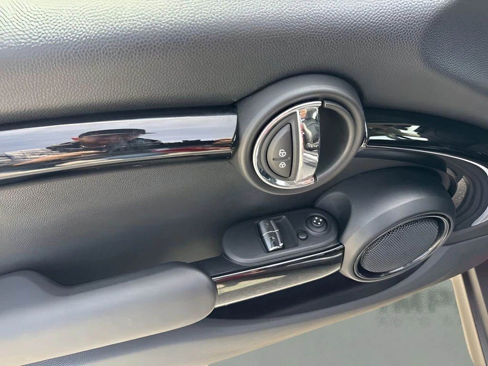 2020 Mini Mini 3rd Gen - Image 22 of 30