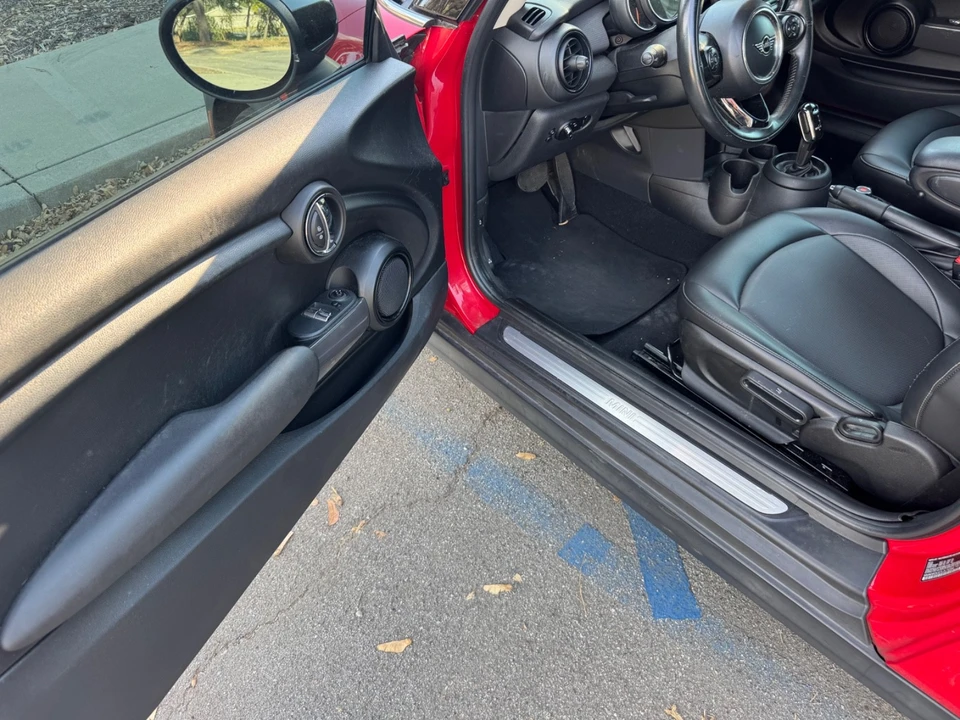 2020 Mini Mini 3rd Gen - Image 17 of 29