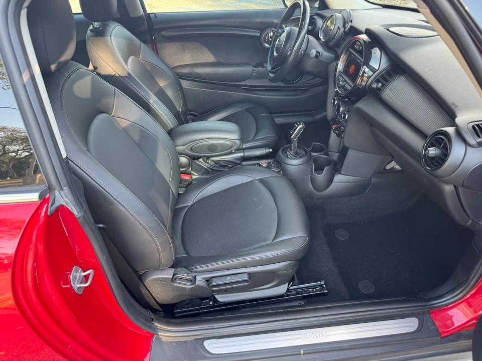 2020 Mini Mini 3rd Gen - Image 23 of 29