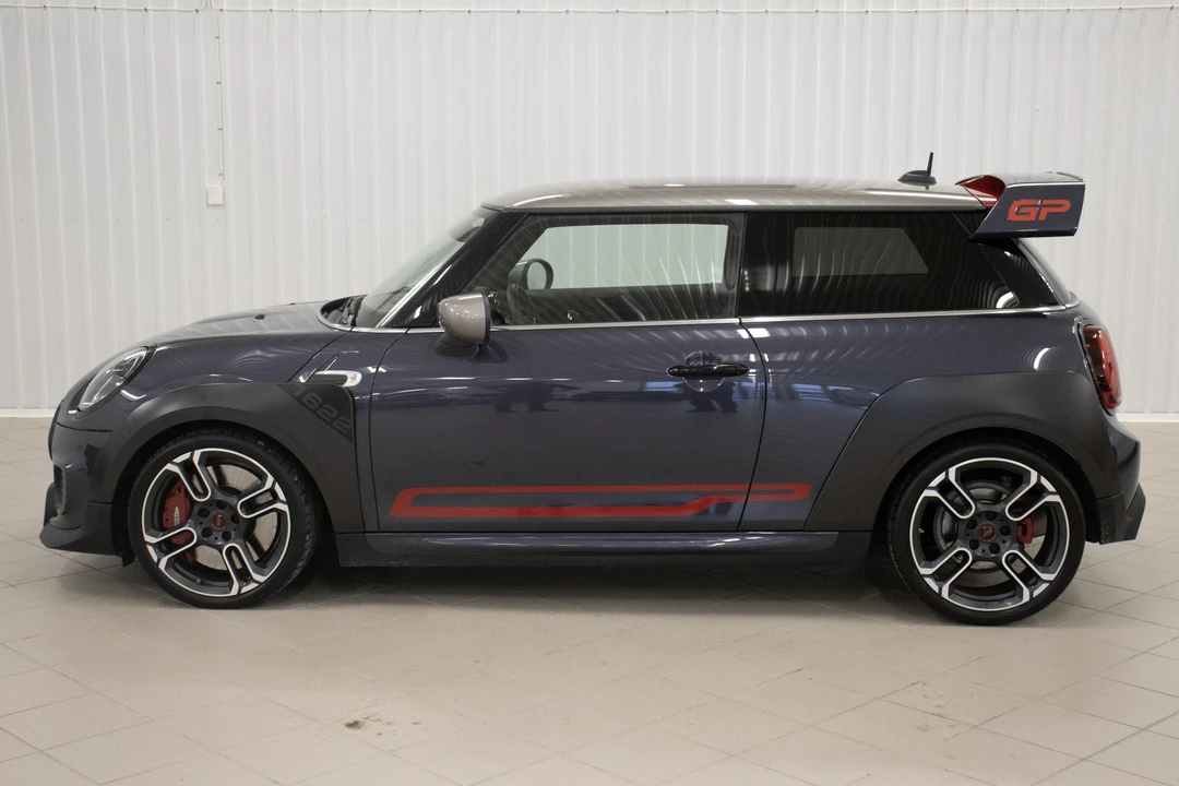 2022 Mini Mini John Cooper Works 3rd Gen - Image 17 of 31
