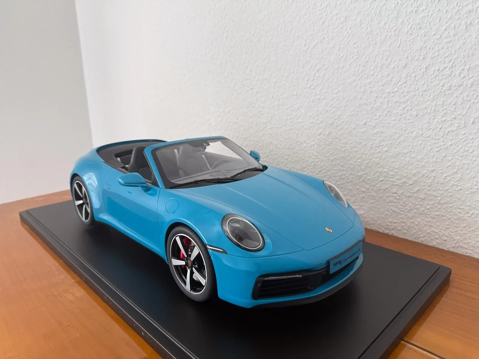 2020 Porsche 992 Carrera 4S - Image 7 of 31