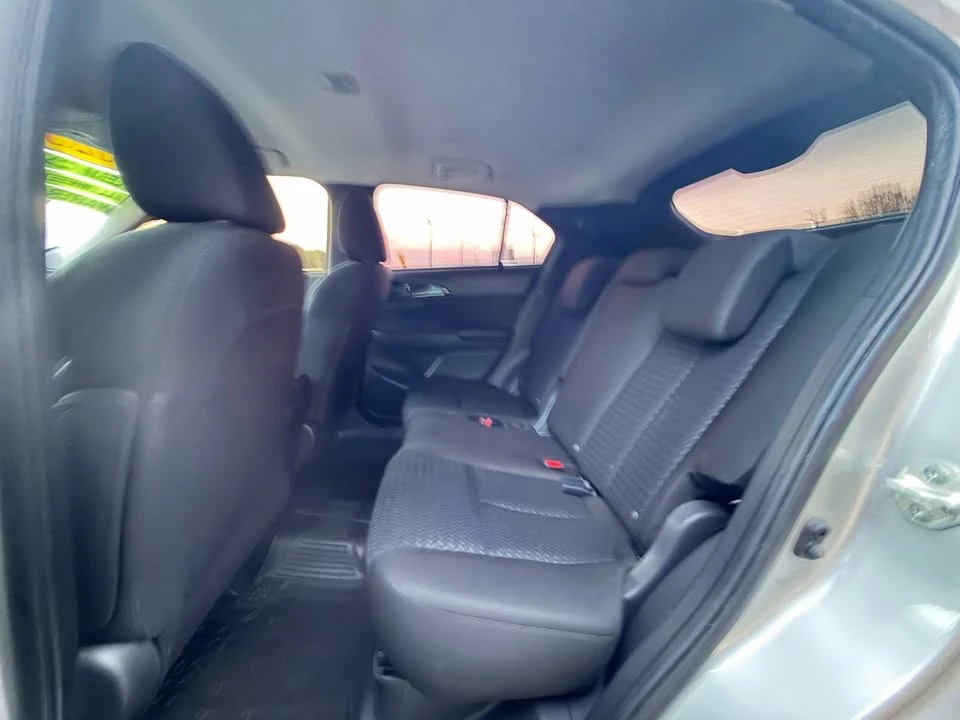 2020 Mitsubishi Eclipse Cross - Image 14 of 20