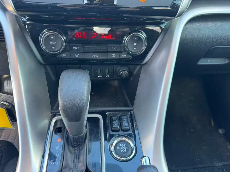 2020 Mitsubishi Eclipse Cross - Image 12 of 13