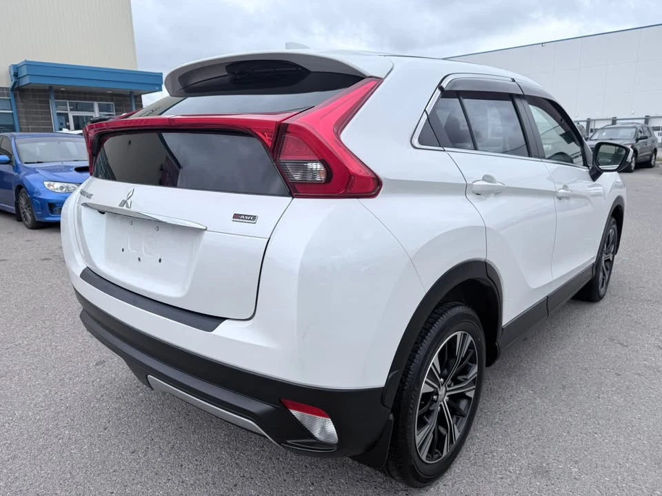 2020 Mitsubishi Eclipse Cross - Image 5 of 17