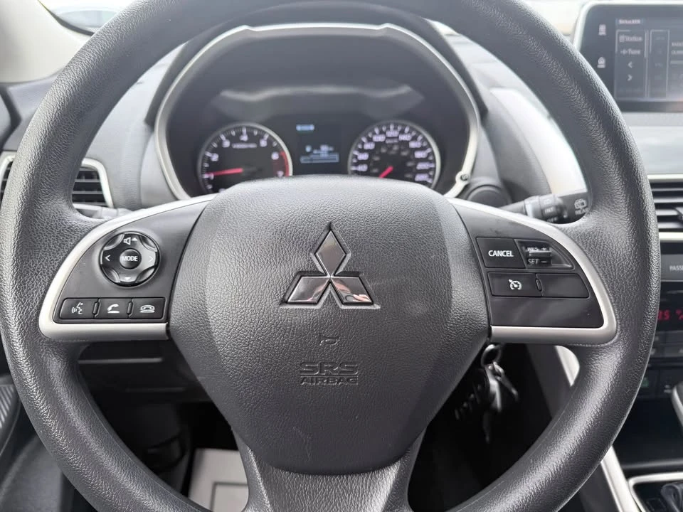 2020 Mitsubishi Eclipse Cross - Image 12 of 17