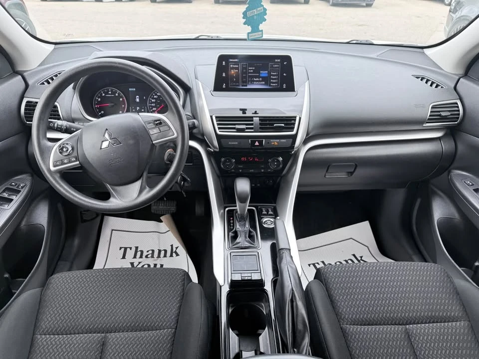 2020 Mitsubishi Eclipse Cross - Image 10 of 17