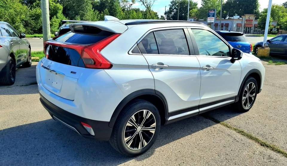 2020 Mitsubishi Eclipse Cross - Image 3 of 18