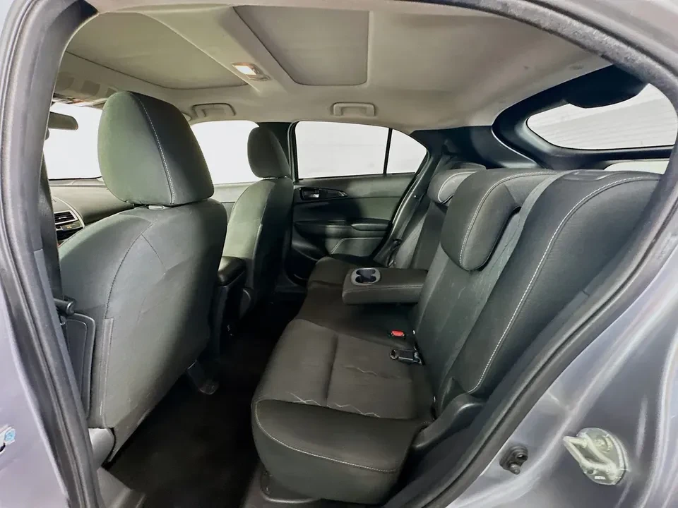 2020 Mitsubishi Eclipse Cross - Image 2 of 8