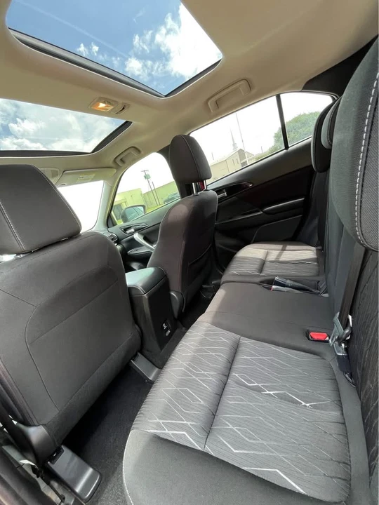 2020 Mitsubishi Eclipse Cross - Image 5 of 8
