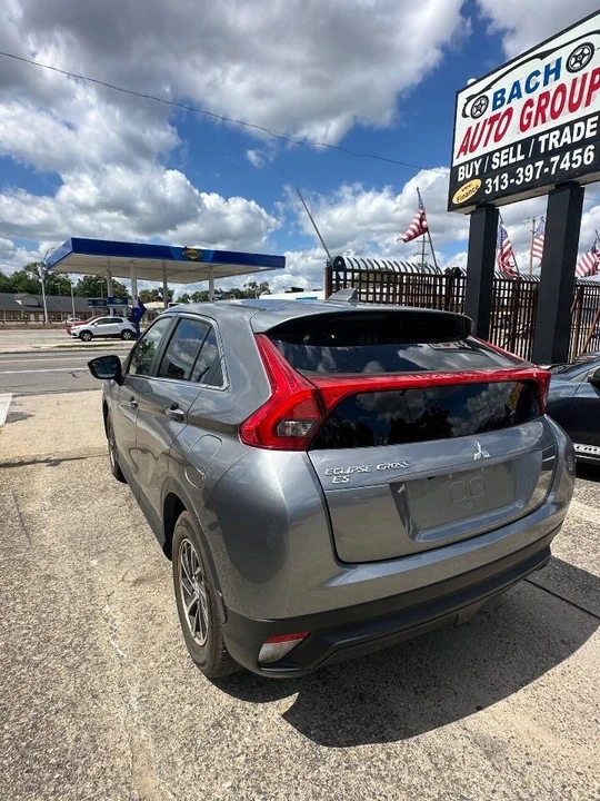 2020 Mitsubishi Eclipse Cross - Image 4 of 9