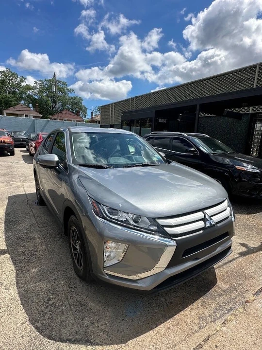 2020 Mitsubishi Eclipse Cross - Image 2 of 9
