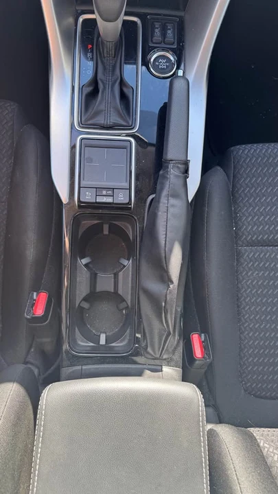 2020 Mitsubishi Eclipse Cross - Image 12 of 15