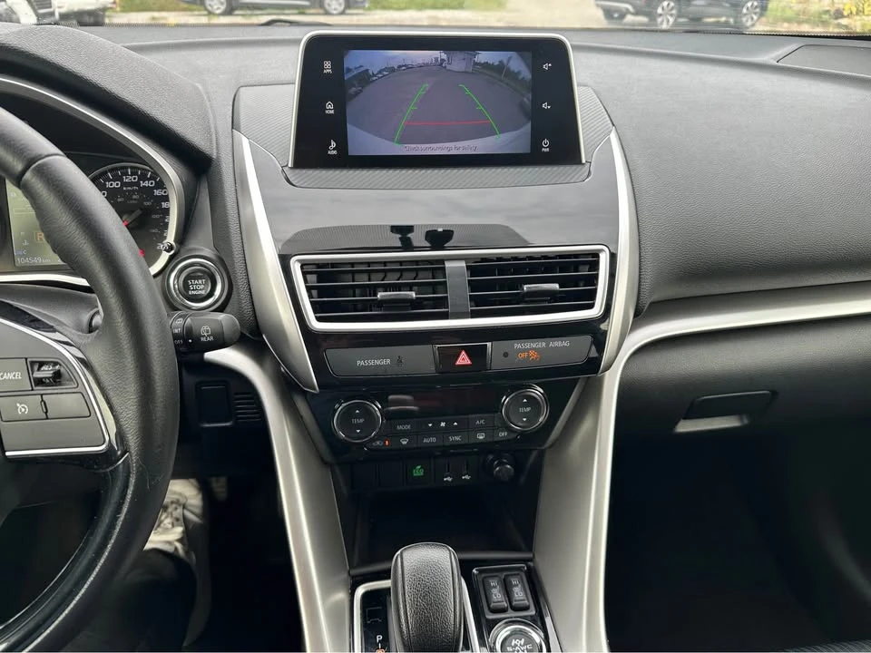 2020 Mitsubishi Eclipse Cross - Image 12 of 18