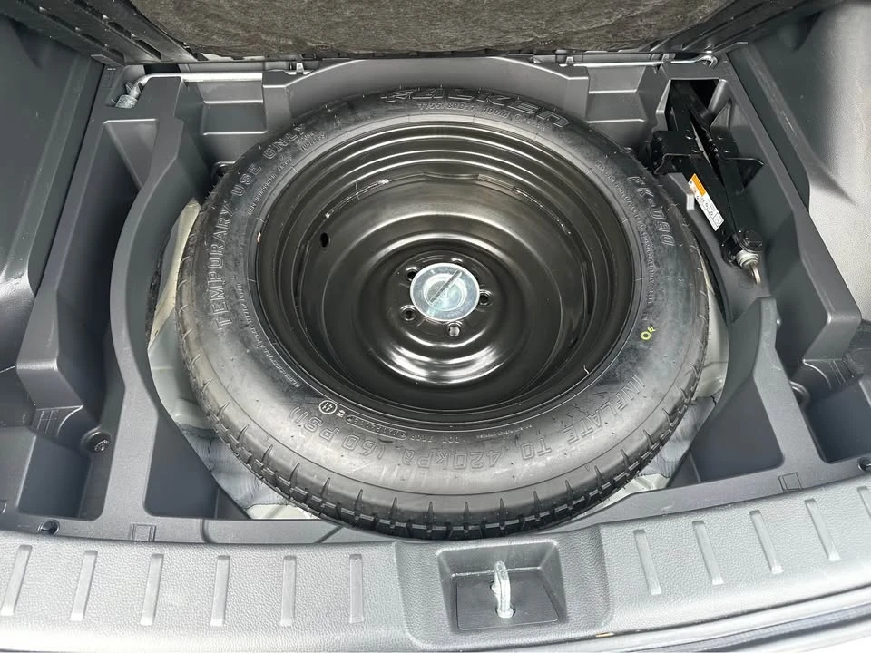 2020 Mitsubishi Eclipse Cross - Image 15 of 18