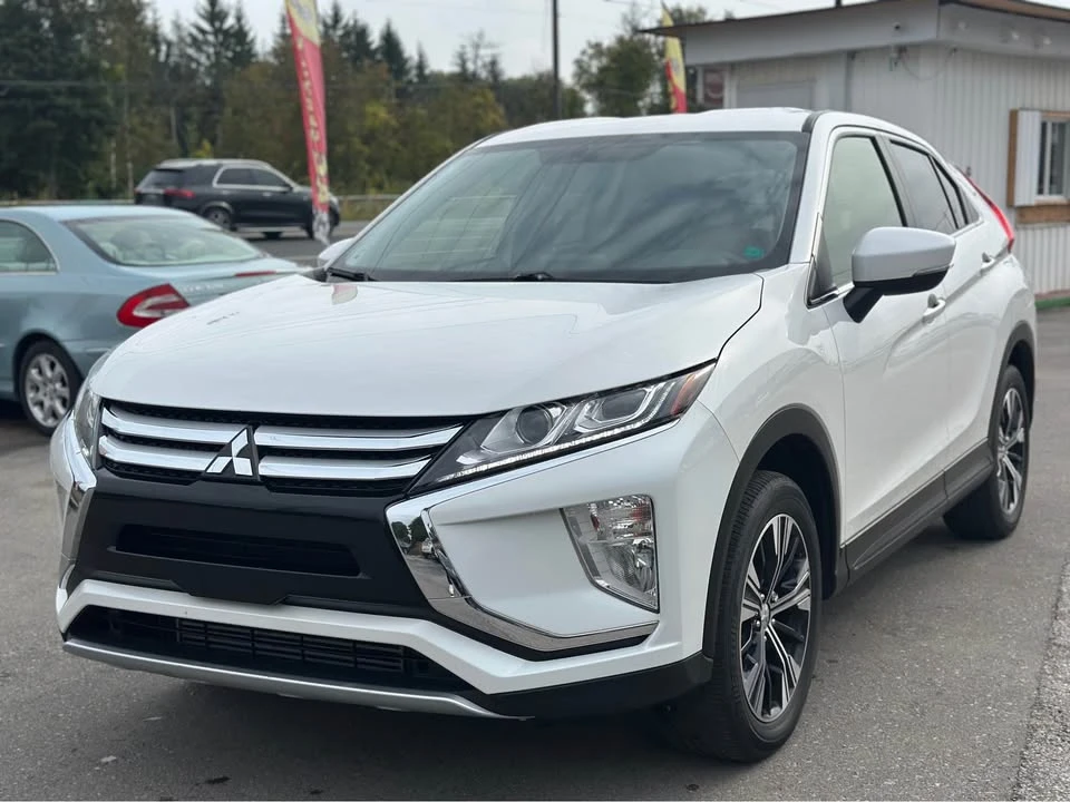 2020 Mitsubishi Eclipse Cross - Image 3 of 18