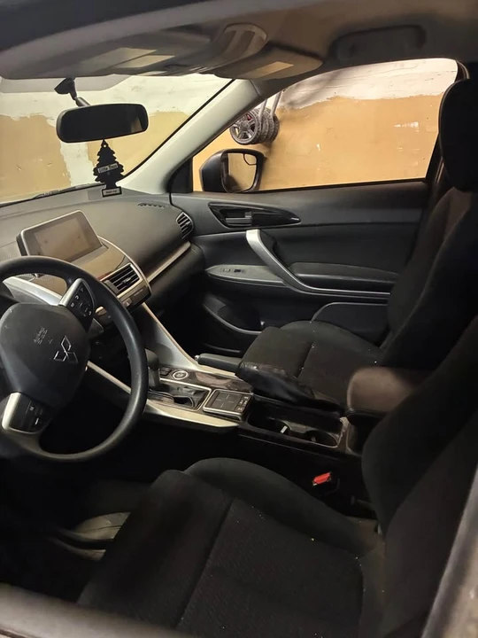 2020 Mitsubishi Eclipse Cross - Image 4 of 6