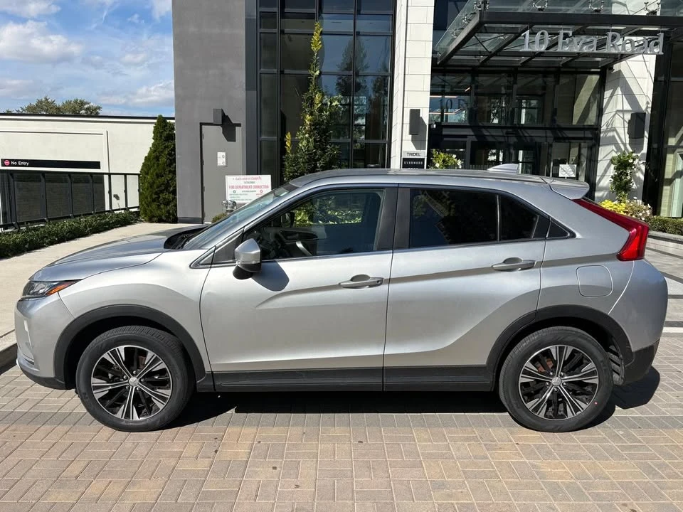 2020 Mitsubishi Eclipse Cross - Image 2 of 7