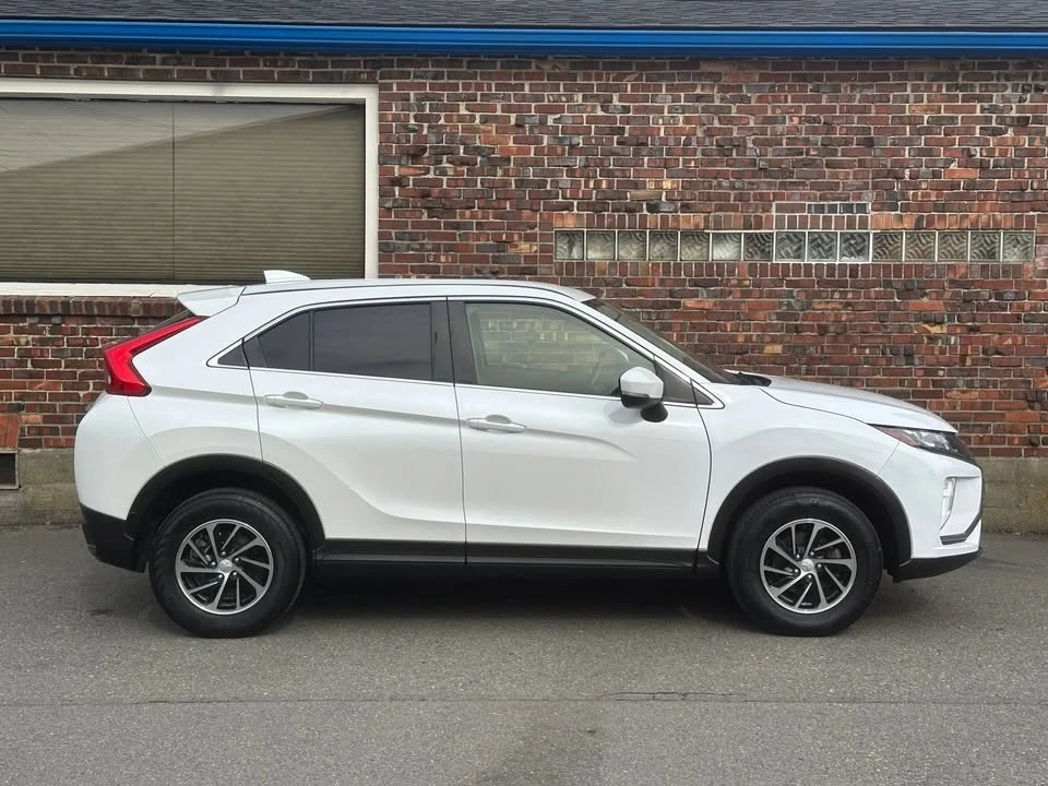 2020 Mitsubishi Eclipse Cross - Image 6 of 17