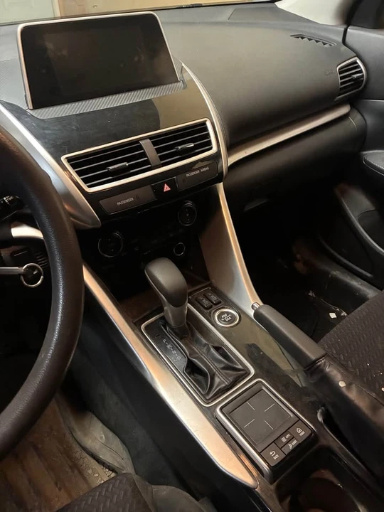2020 Mitsubishi Eclipse Cross - Image 5 of 6