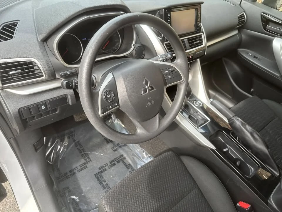 2020 Mitsubishi Eclipse Cross - Image 13 of 17
