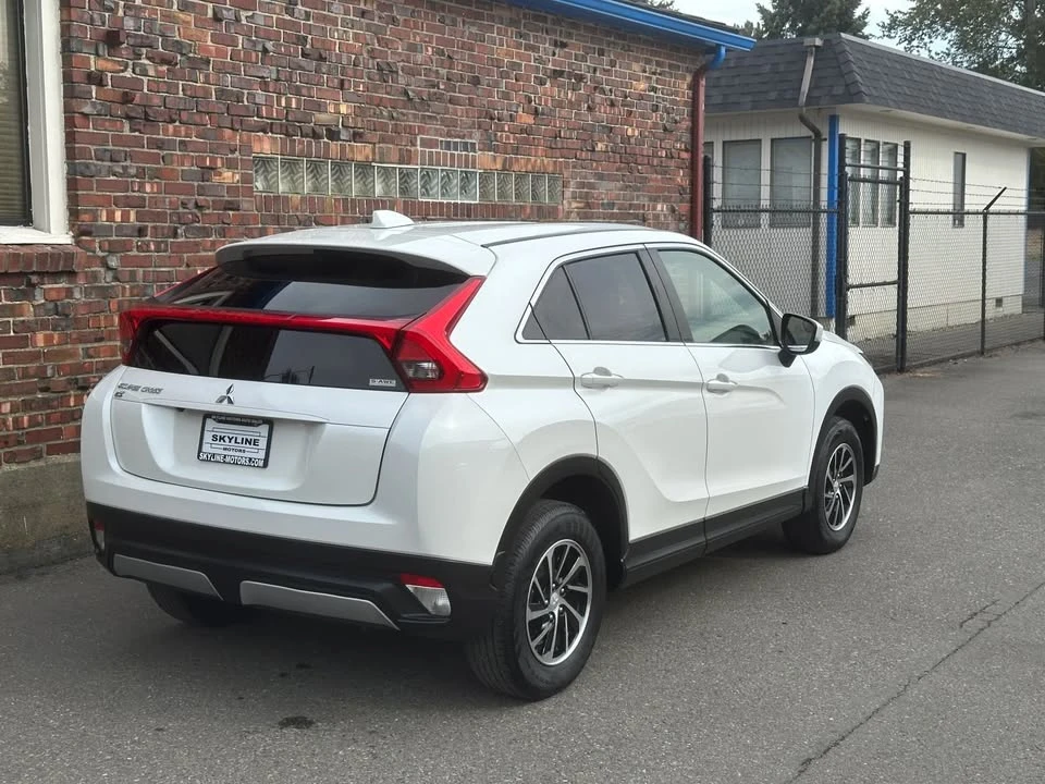 2020 Mitsubishi Eclipse Cross - Image 5 of 17