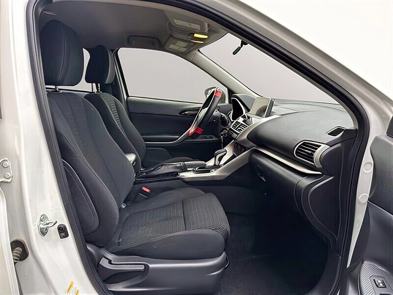 2020 Mitsubishi Eclipse Cross - Image 15 of 15