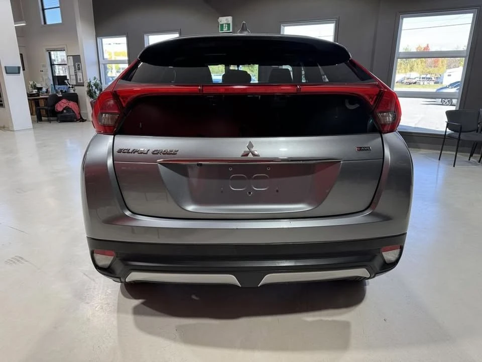 2020 Mitsubishi Eclipse Cross - Image 5 of 10