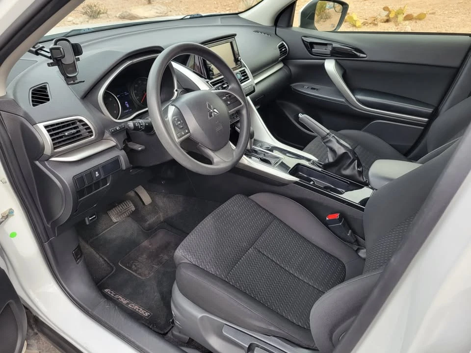 2020 Mitsubishi Eclipse Cross - Image 6 of 9