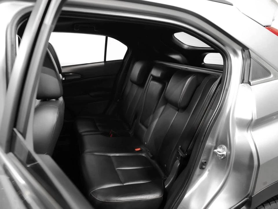 2020 Mitsubishi Eclipse Cross - Image 9 of 18