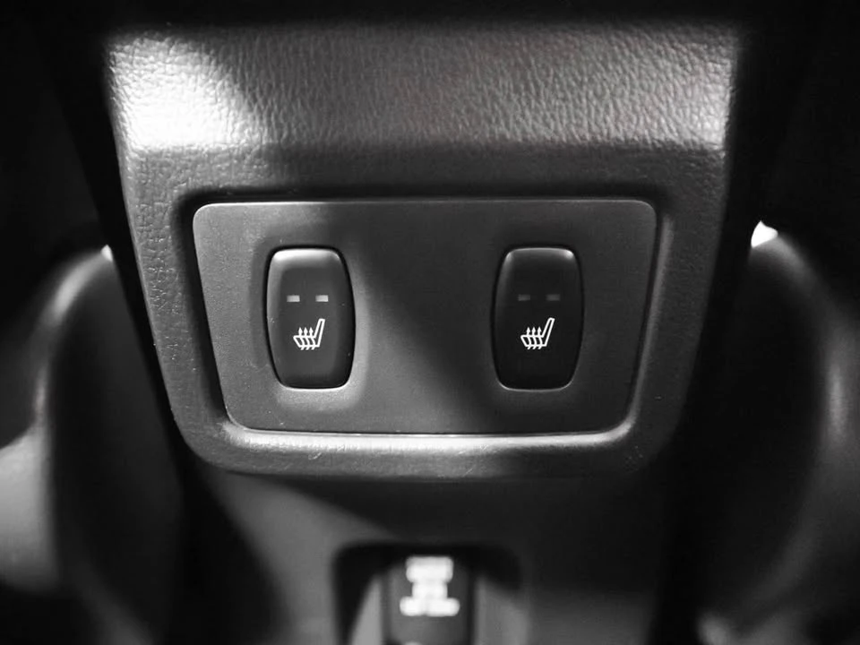 2020 Mitsubishi Eclipse Cross - Image 10 of 18