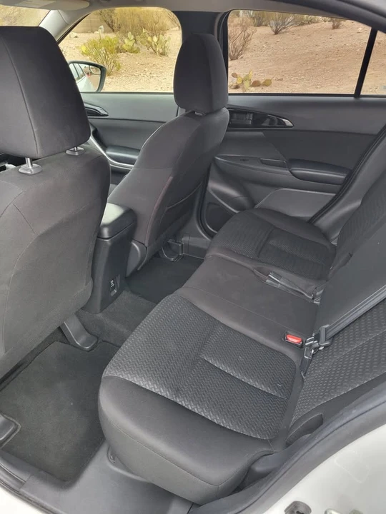 2020 Mitsubishi Eclipse Cross - Image 8 of 9