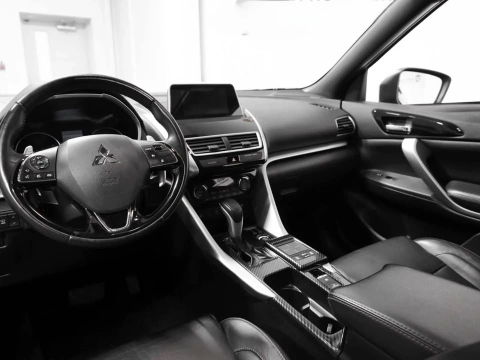 2020 Mitsubishi Eclipse Cross - Image 11 of 18