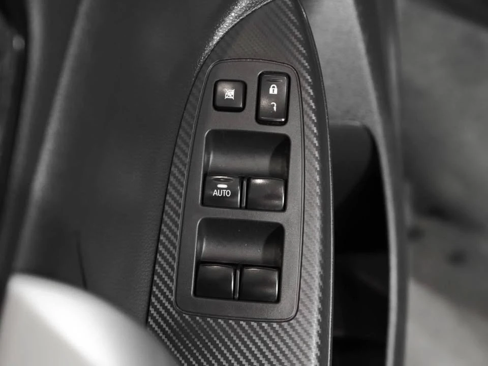 2020 Mitsubishi Eclipse Cross - Image 5 of 18