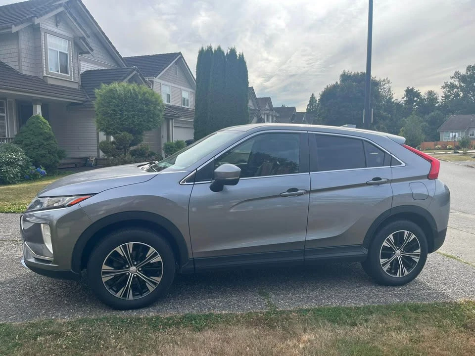 2020 Mitsubishi Eclipse Cross - Image 4 of 12