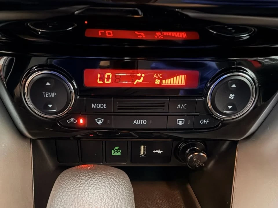 2020 Mitsubishi Eclipse Cross - Image 17 of 20