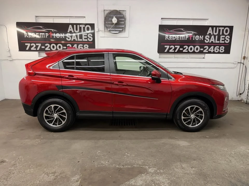 2020 Mitsubishi Eclipse Cross - Image 2 of 20