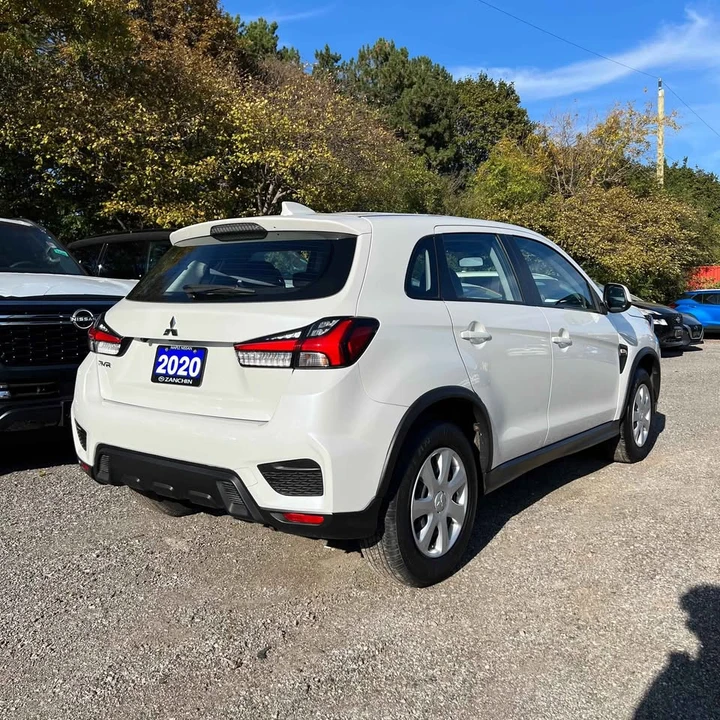 2020 Mitsubishi Eclipse Cross - Image 2 of 7