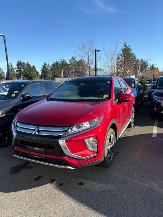 2020 Mitsubishi Eclipse Cross - Image 2 of 11
