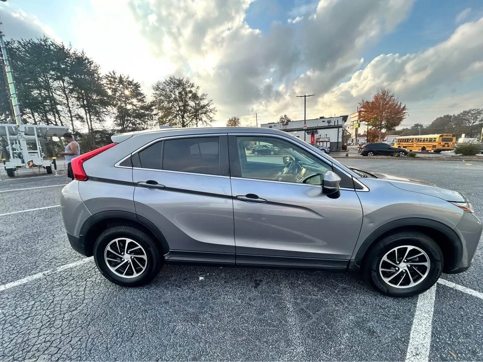 2020 Mitsubishi Eclipse Cross - Image 6 of 9