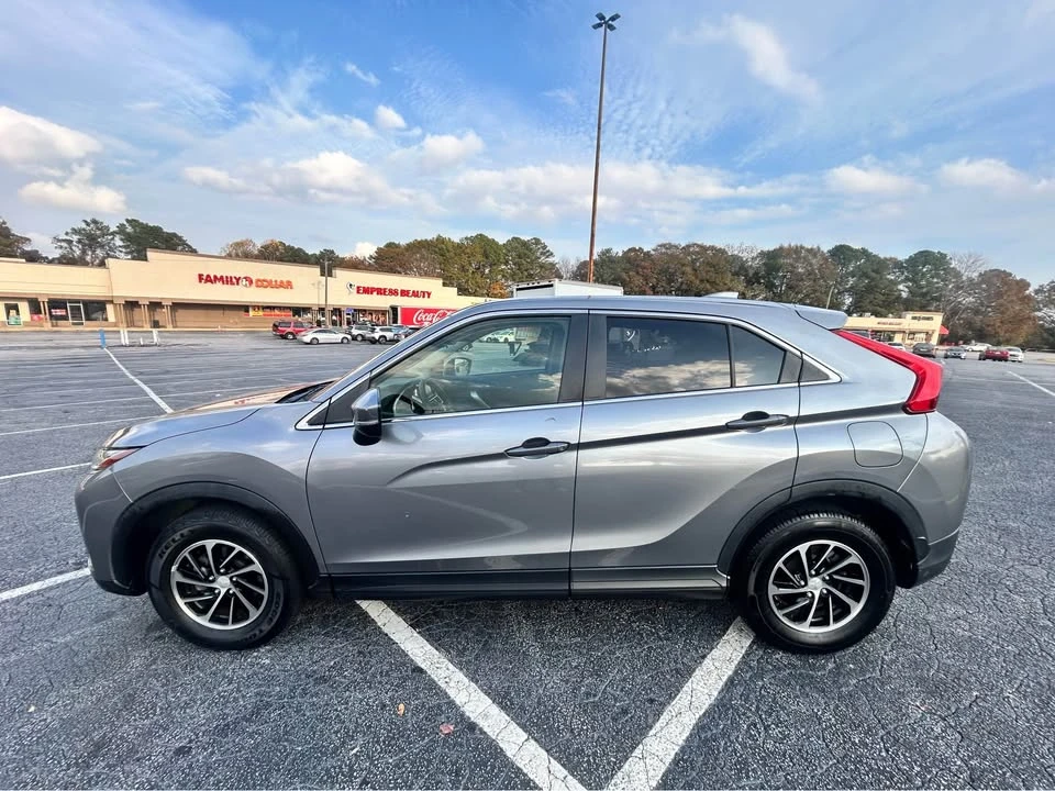 2020 Mitsubishi Eclipse Cross - Image 8 of 9