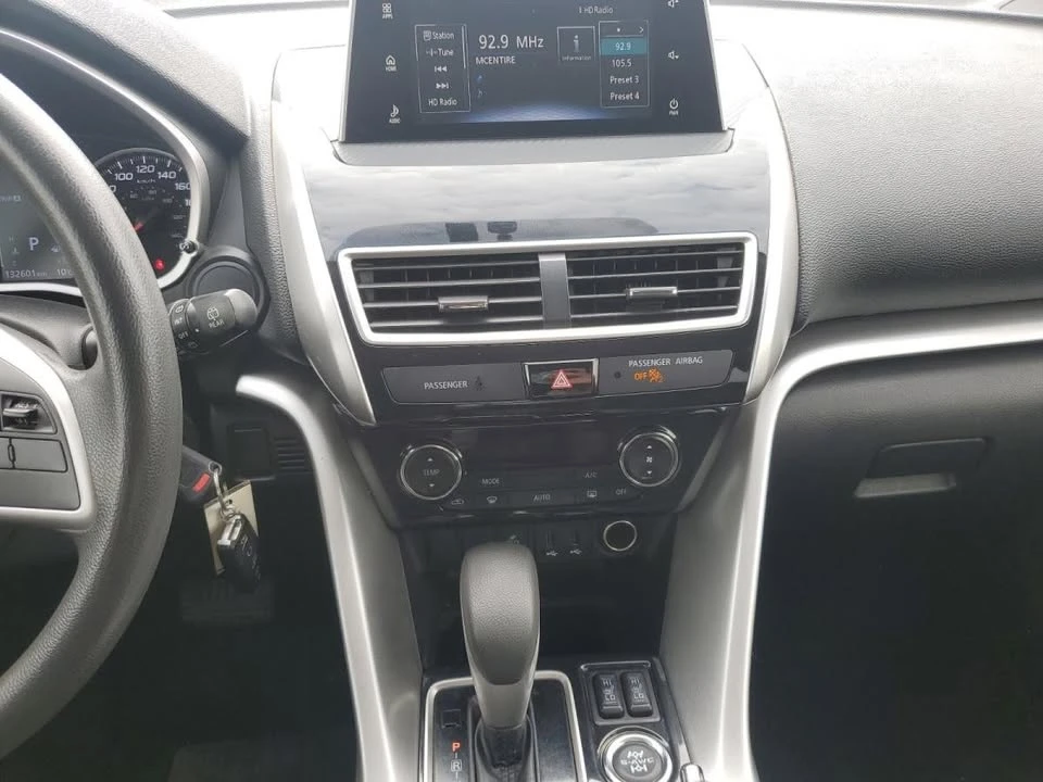 2020 Mitsubishi Eclipse Cross - Image 13 of 16